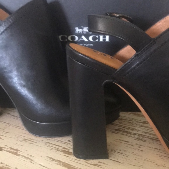 Coach shoes - Picture 3 of 4